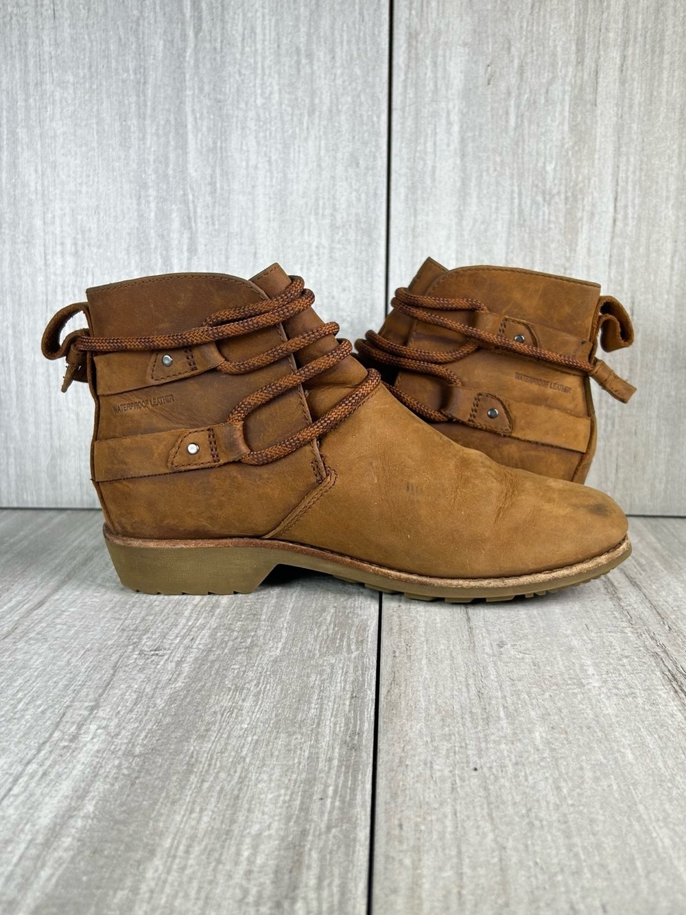 Teva De La Vina Brown Rustic Leather Booties Slip On Ankle Boot Womens Size 6.5 - Picture 4 of 11
